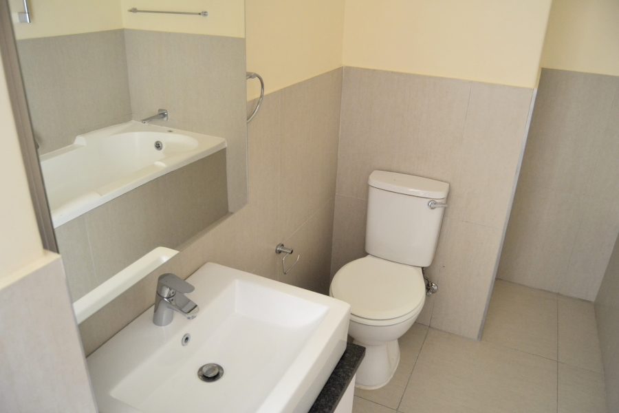 To Let 1 Bedroom Property for Rent in Strand North Western Cape